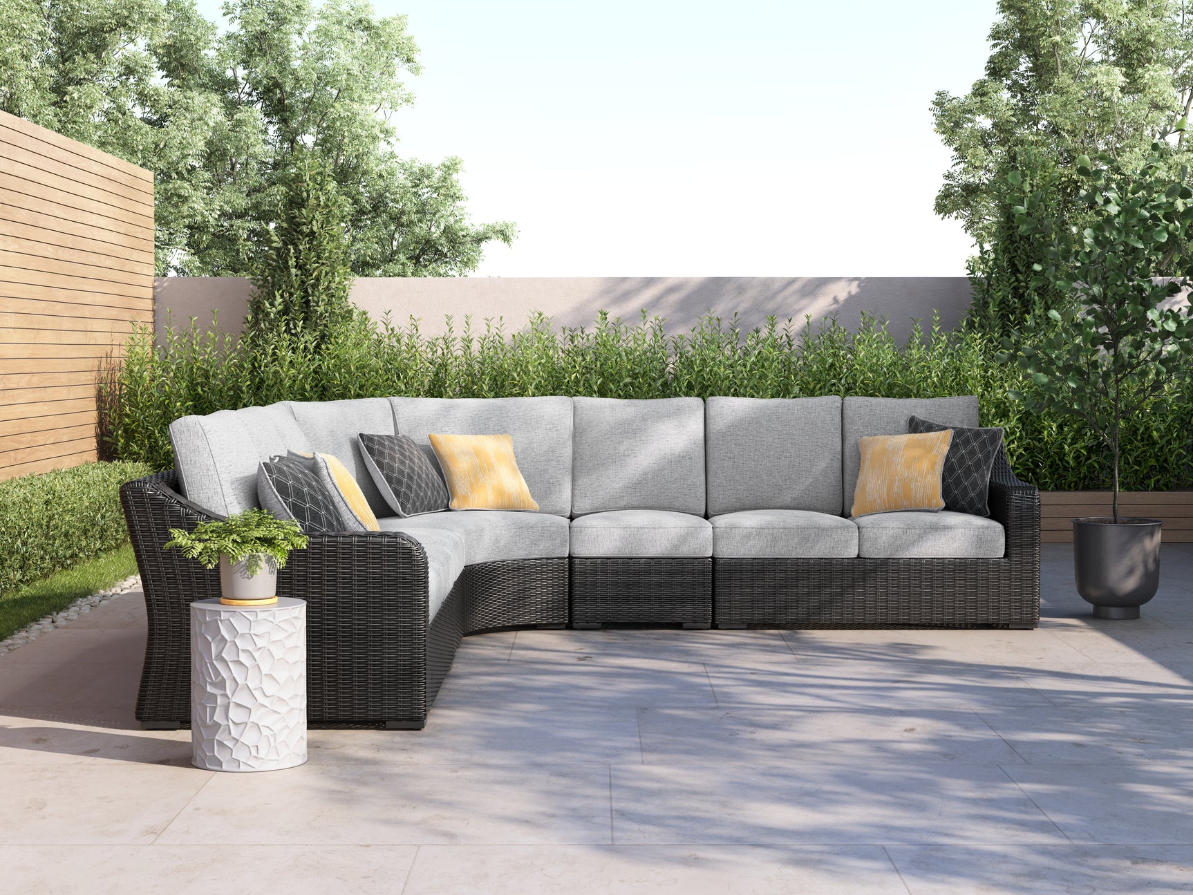 Beachcroft Black/Light Gray 5-Piece Outdoor Sectional - Ornate Home