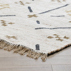 Belfast Ivory Multi 2'x3' Rug