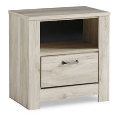 Bellaby Whitewash Queen Crossbuck Panel Bedroom Set with Dresser, Mirror and 2 Nightstands - Ornate Home