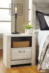 Bellaby Whitewash Queen Crossbuck Panel Bedroom Set with Dresser, Mirror and 2 Nightstands - Ornate Home