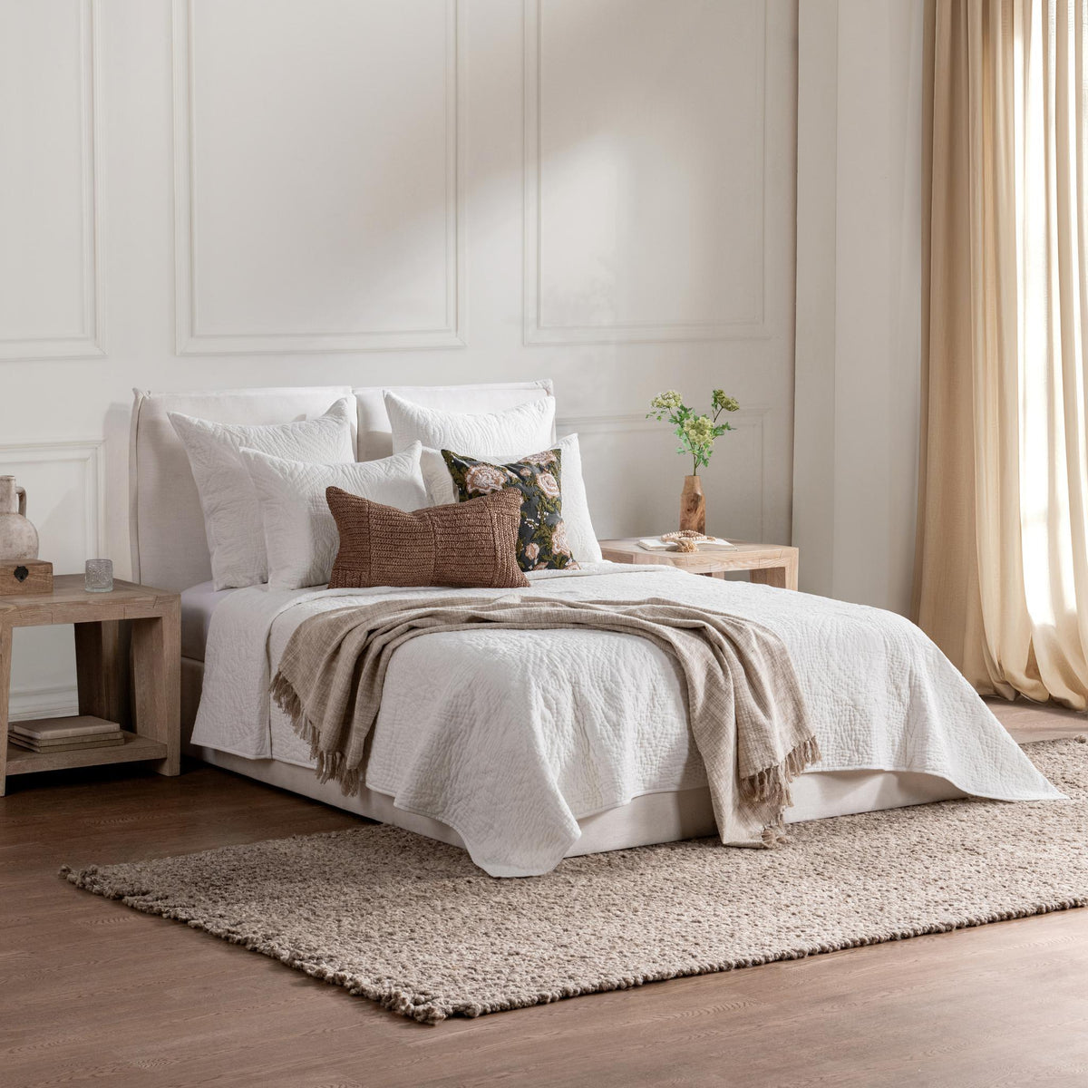 Berkshire Cloud Queen Linen Quilt