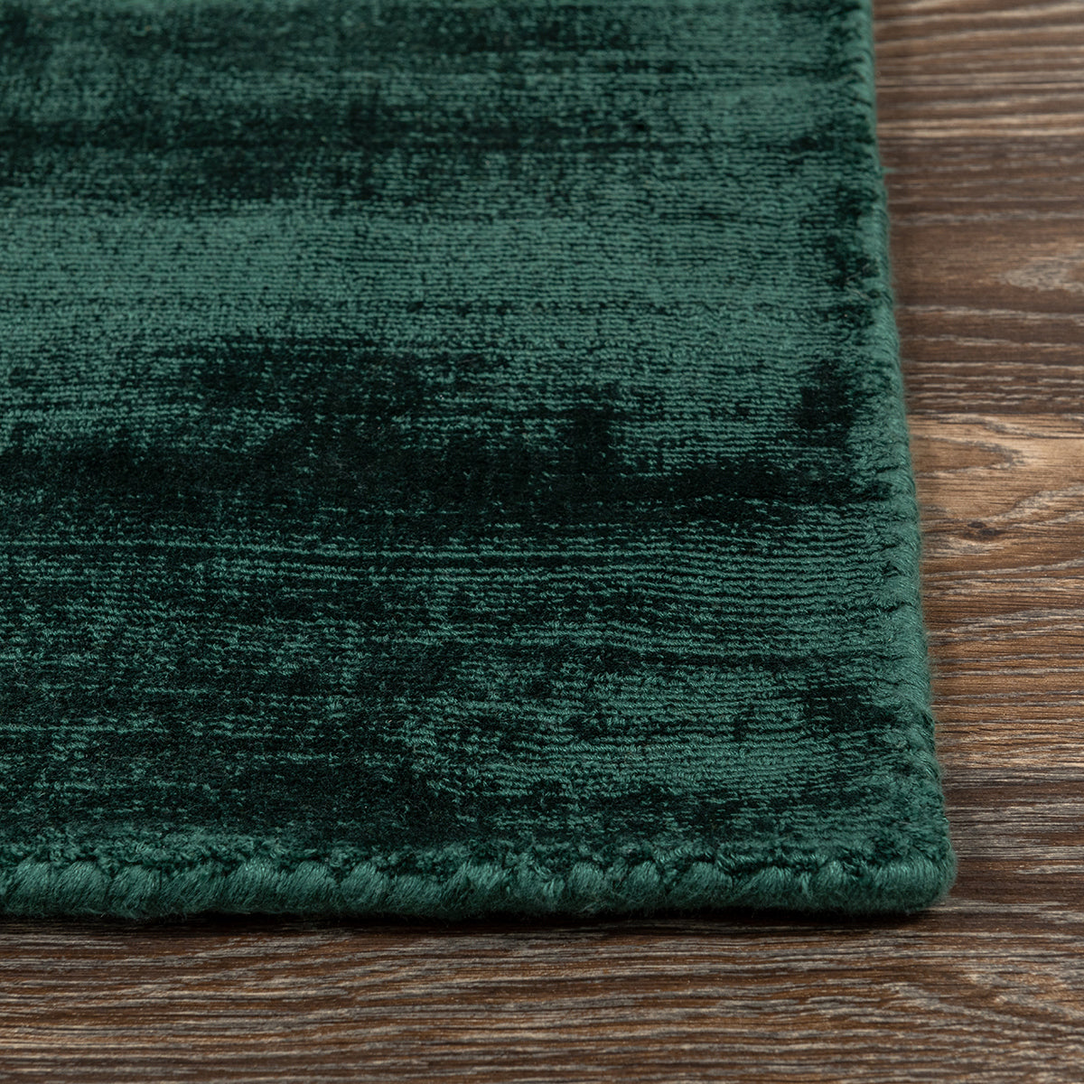 Berlin Emerald Distressed Rug - Ornate Home