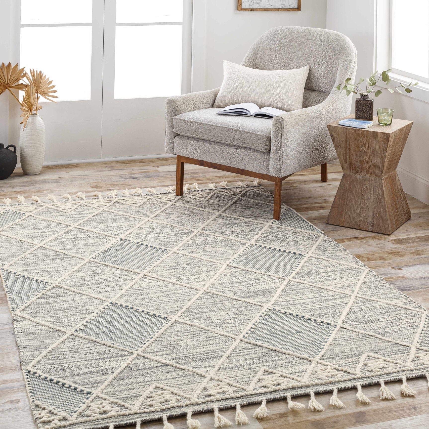 Bicos Tasseled Jute Rug - Clearance - Ornate Home