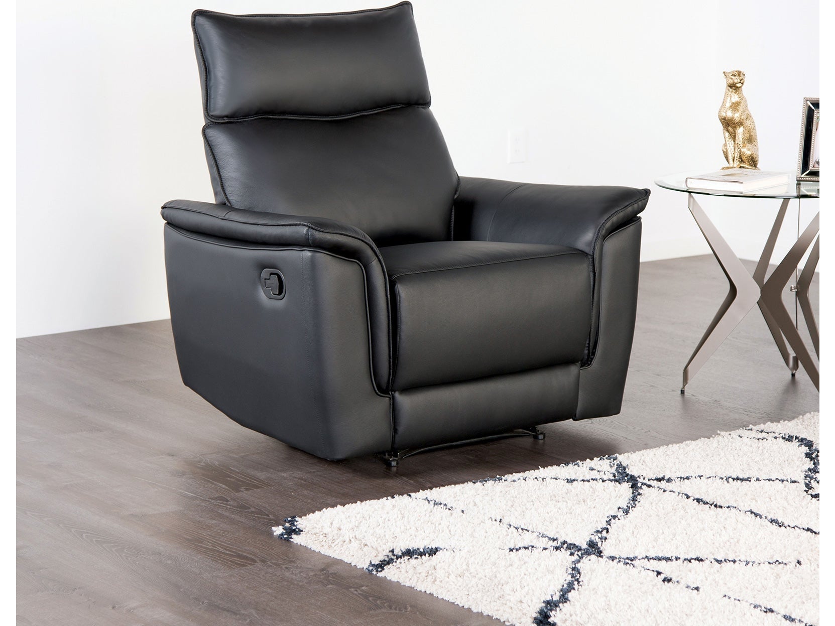 Bienne Black Recliner - Ornate Home