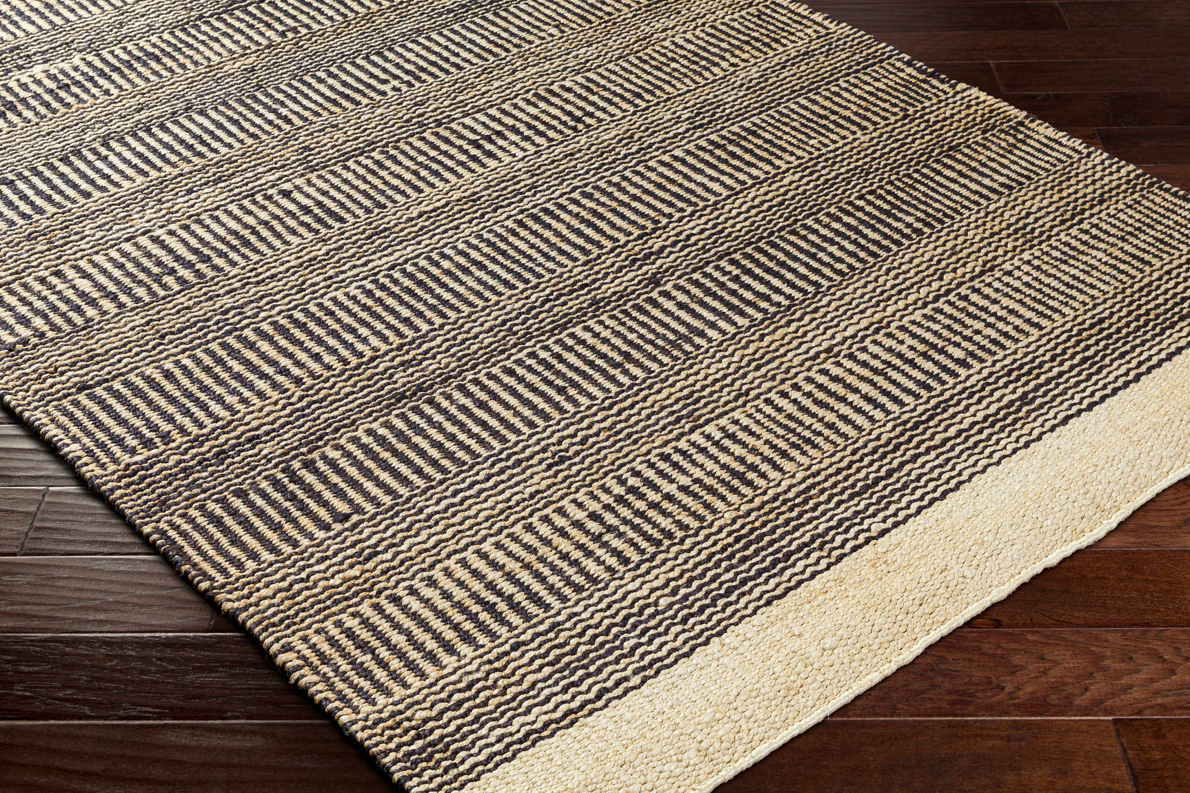 Black Elle Jute Rug - Ornate Home
