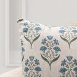 Bluffs Oatmeal/Blue 22"x22" Throw Pillow (Set of 2)