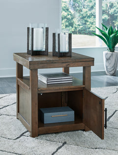 Boardernest Brown End Table - Ornate Home