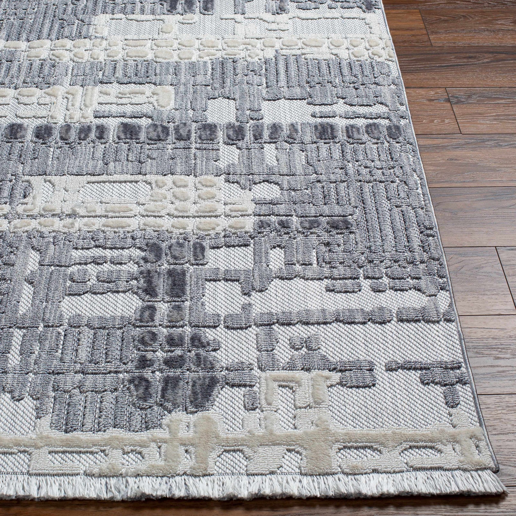 Bodhi Textured Saxony Rug with Fringes - Clearance - Ornate Home