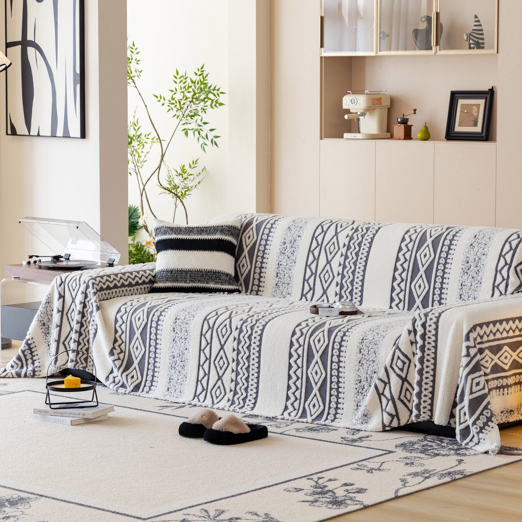 Bohemian Tufted Sofa Cover, Plush Fleece Throw Blanket with 3D Woven Aztec Stripes
