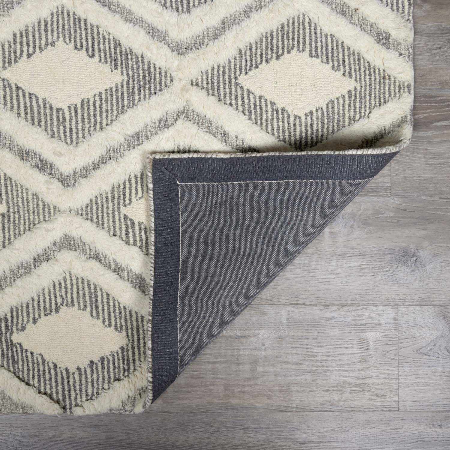 Boncarbo Area Rug - Clearance - Ornate Home