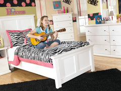 Bostwick Shoals White Twin Panel Bed, Chest and Nightstand (Online Special Price) - Ornate Home