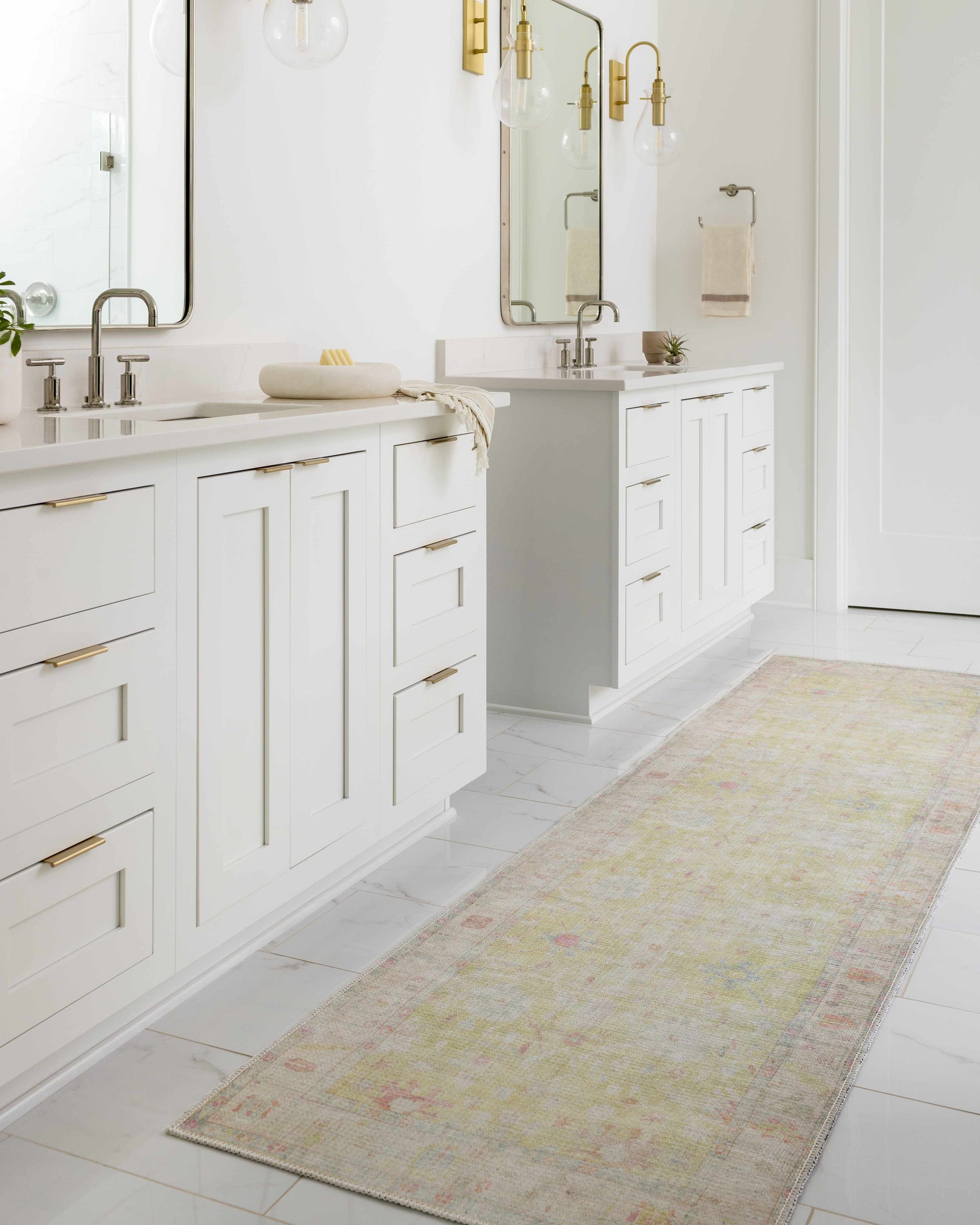 Bozkurt Distressed Washable Rug - Ornate Home