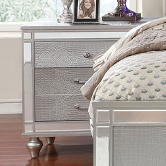 Brachium Silver 4 Pc. Queen Bedroom Set - Ornate Home