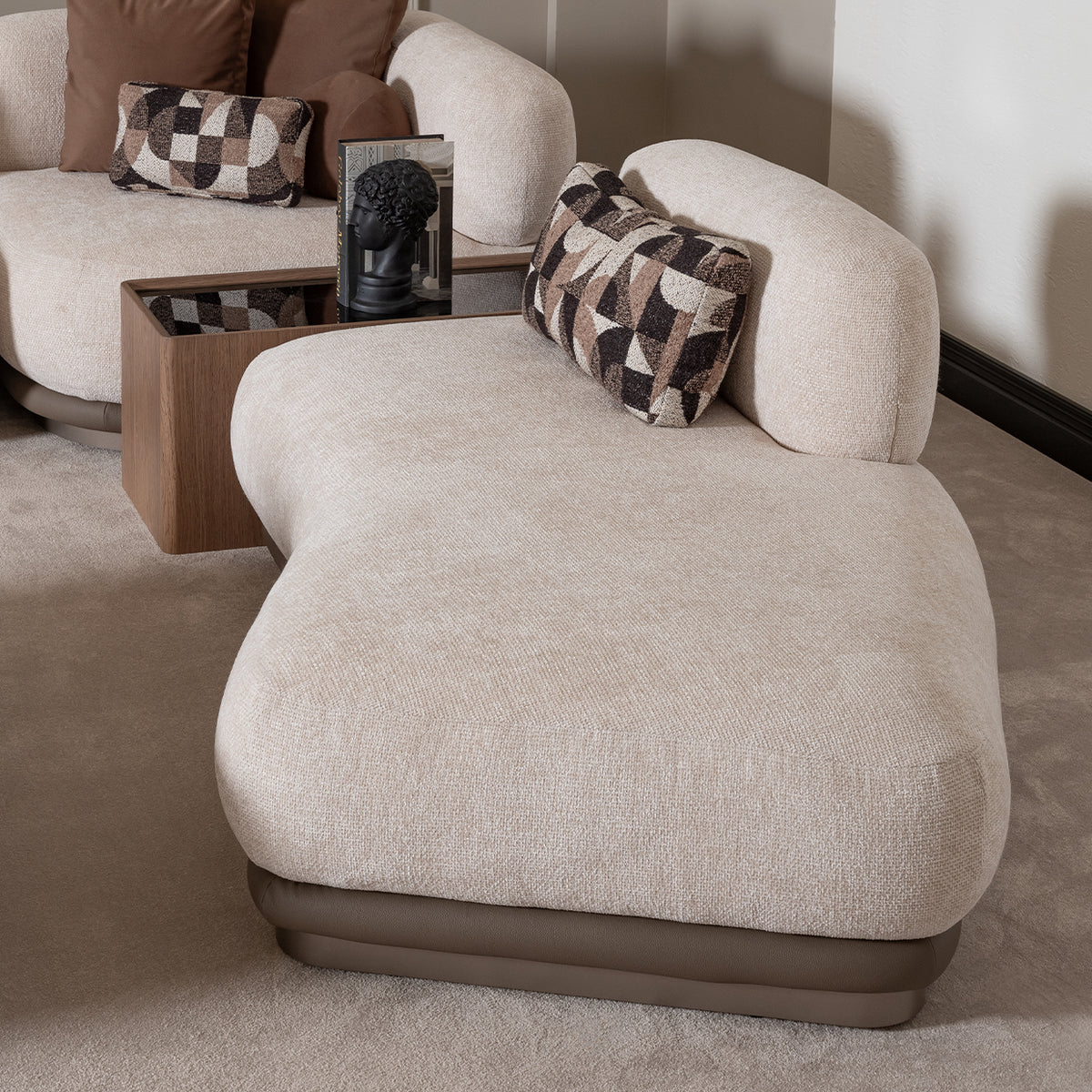 Bristol Point Saddle Brown/Fawn 5-Piece Modular Sectional