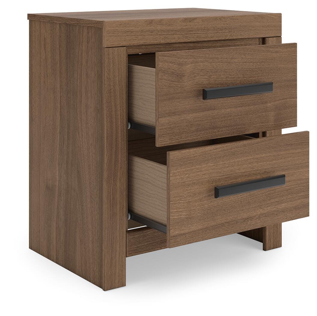 Broachmyn Auburn Queen Panel Bed, Dresser, Mirror and Nightstand