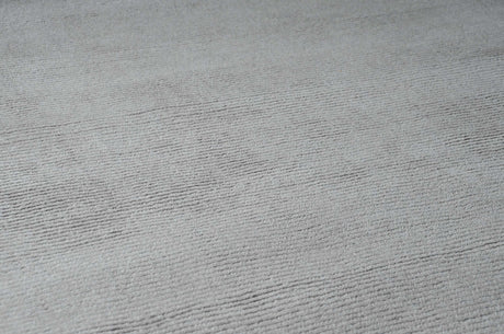 Brockton Solid Wool Gray Area Rug - Ornate Home