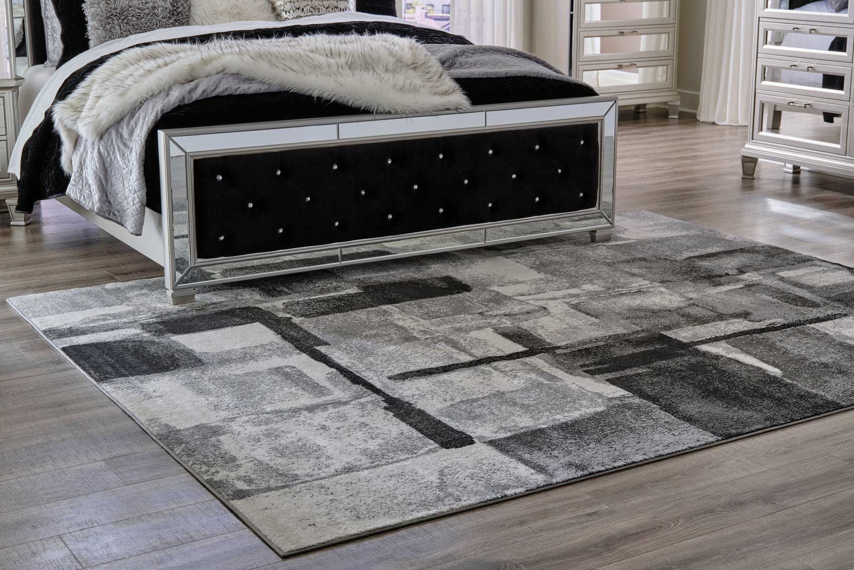 Brycebourne Black/Cream/Gray Medium Rug - Ornate Home