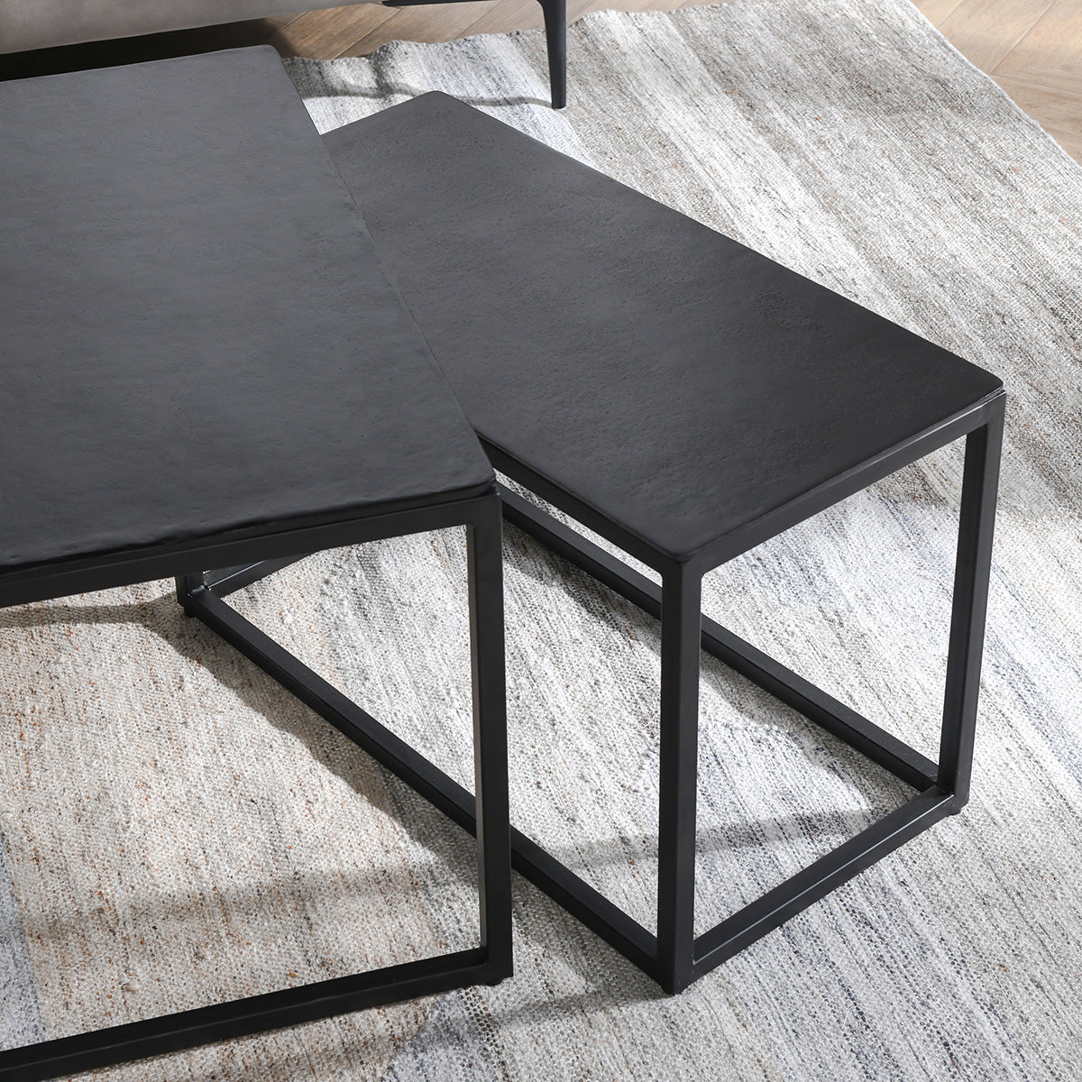 Buckley Dark Antique Coffee Table (Set of 3) - Ornate Home