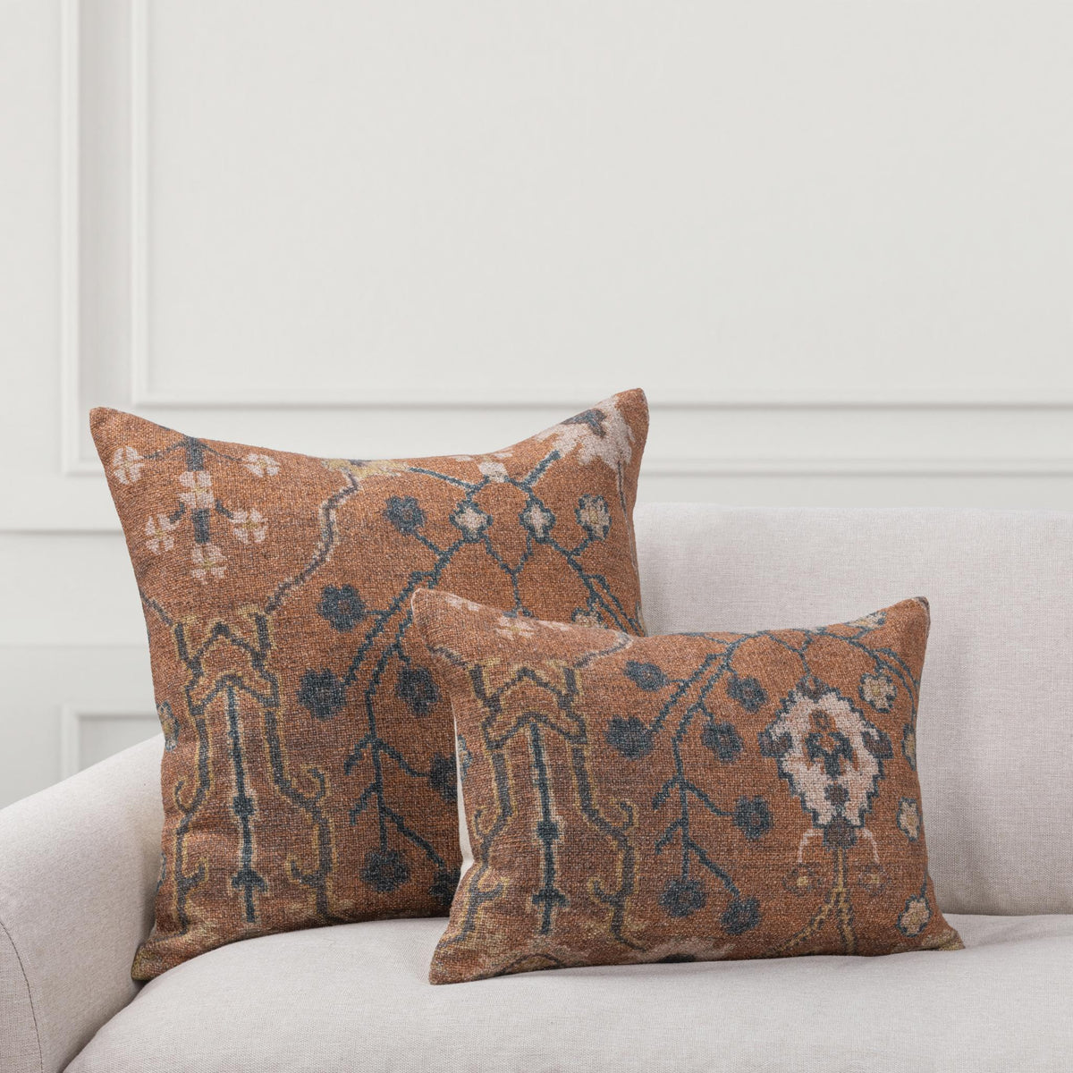 Bungalow Amber Brown 22"x22" Throw Pillow (Set of 2)