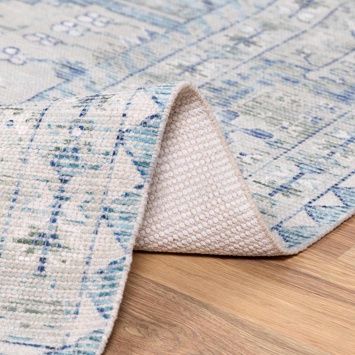 Byers Handmade Cotton-blend Aqua Rug - Ornate Home