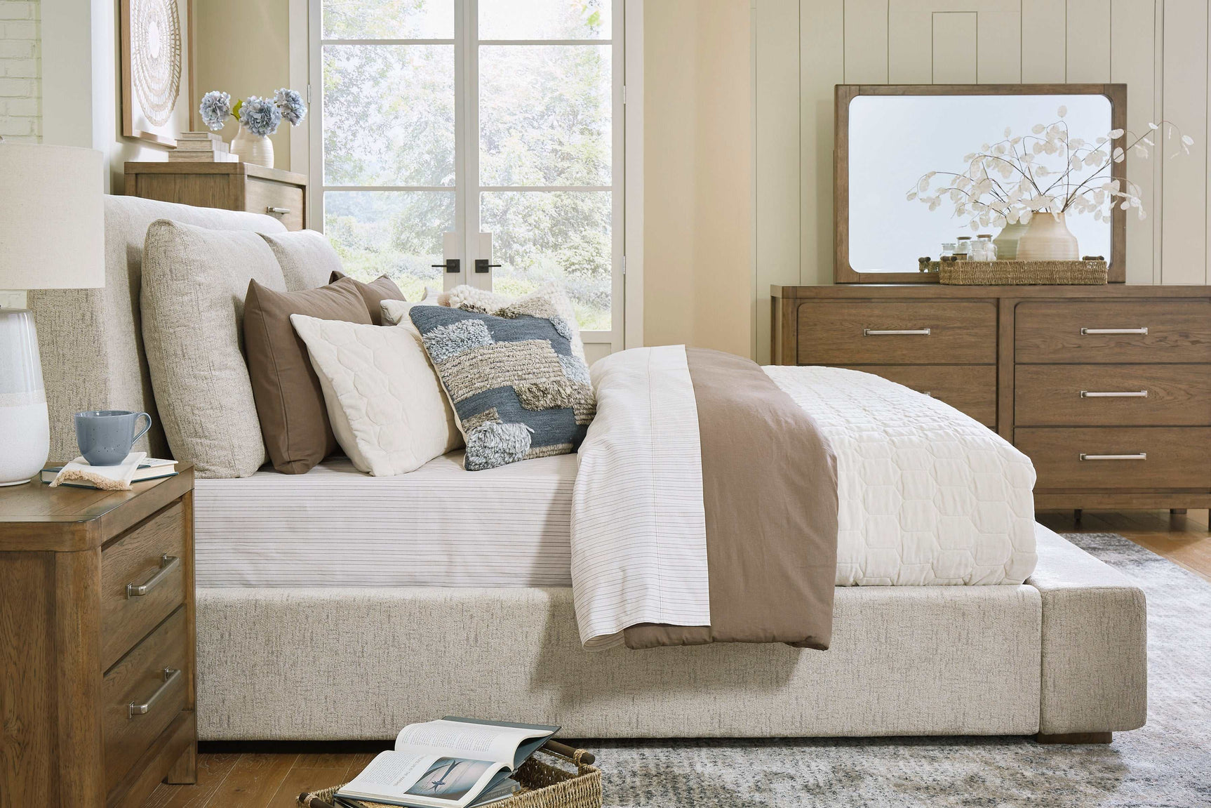 Cabalynn Oatmeal Queen Upholstered Bed (Online Special Price) - Ornate Home