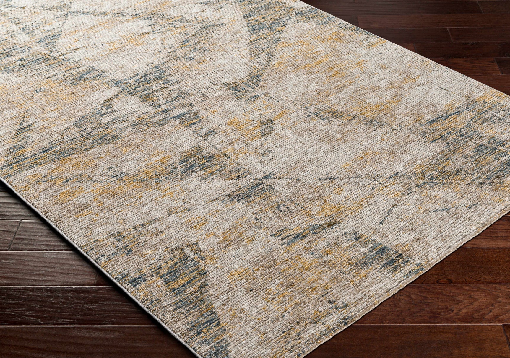 Cadao Rich Textured Traditional Rug - Ornate Home