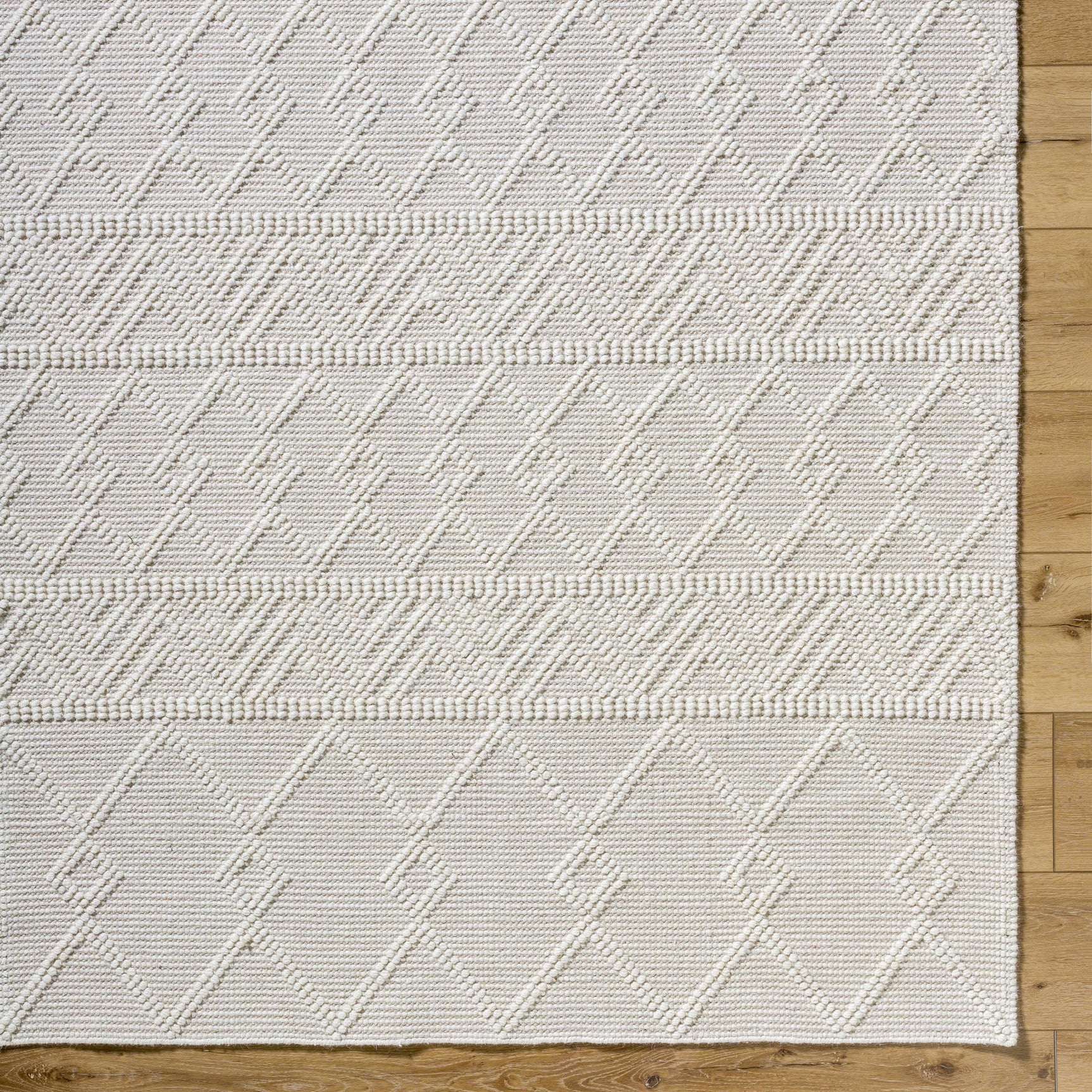 Caelum White Wool-Blend Rug - Ornate Home