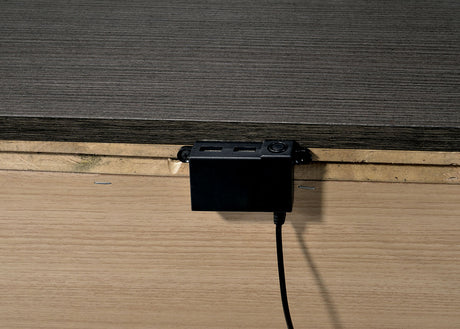 Camryn Warm Gray 4 Pc. Queen Bedroom Set - Ornate Home