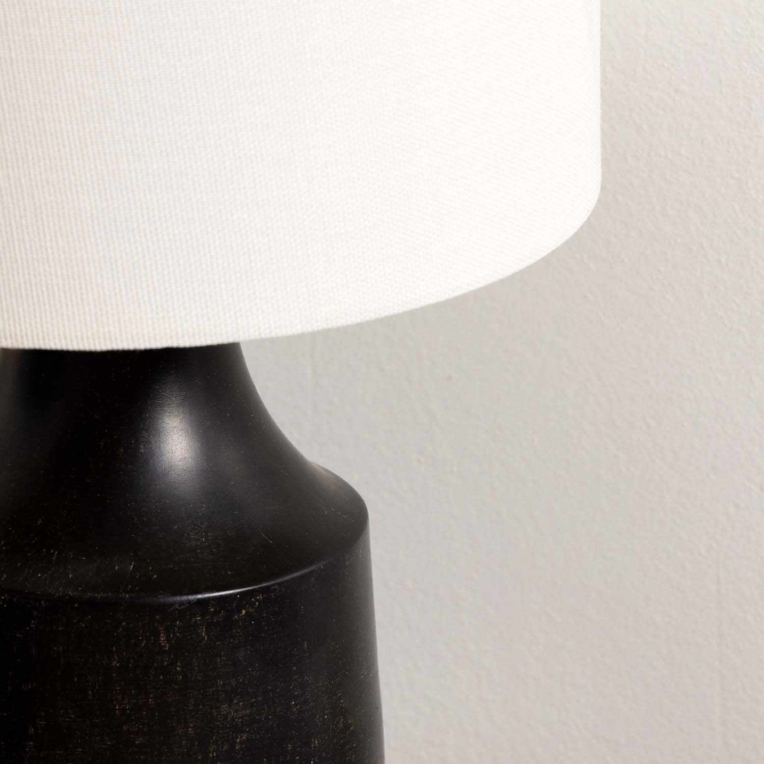 Canayan Black and Natural Resin Table Lamp - Ornate Home