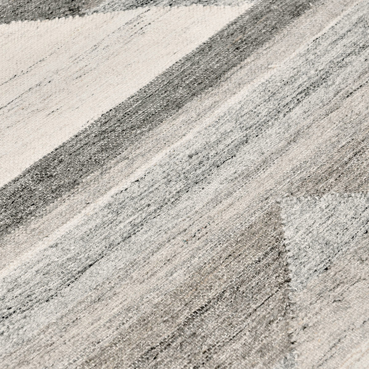 Canyon Gray Multi 2.6'x8' Indoor/Outdoor Rug