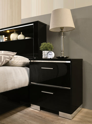 Carlie Black/Chrome 4 Pc. Queen Bedroom Set - Ornate Home