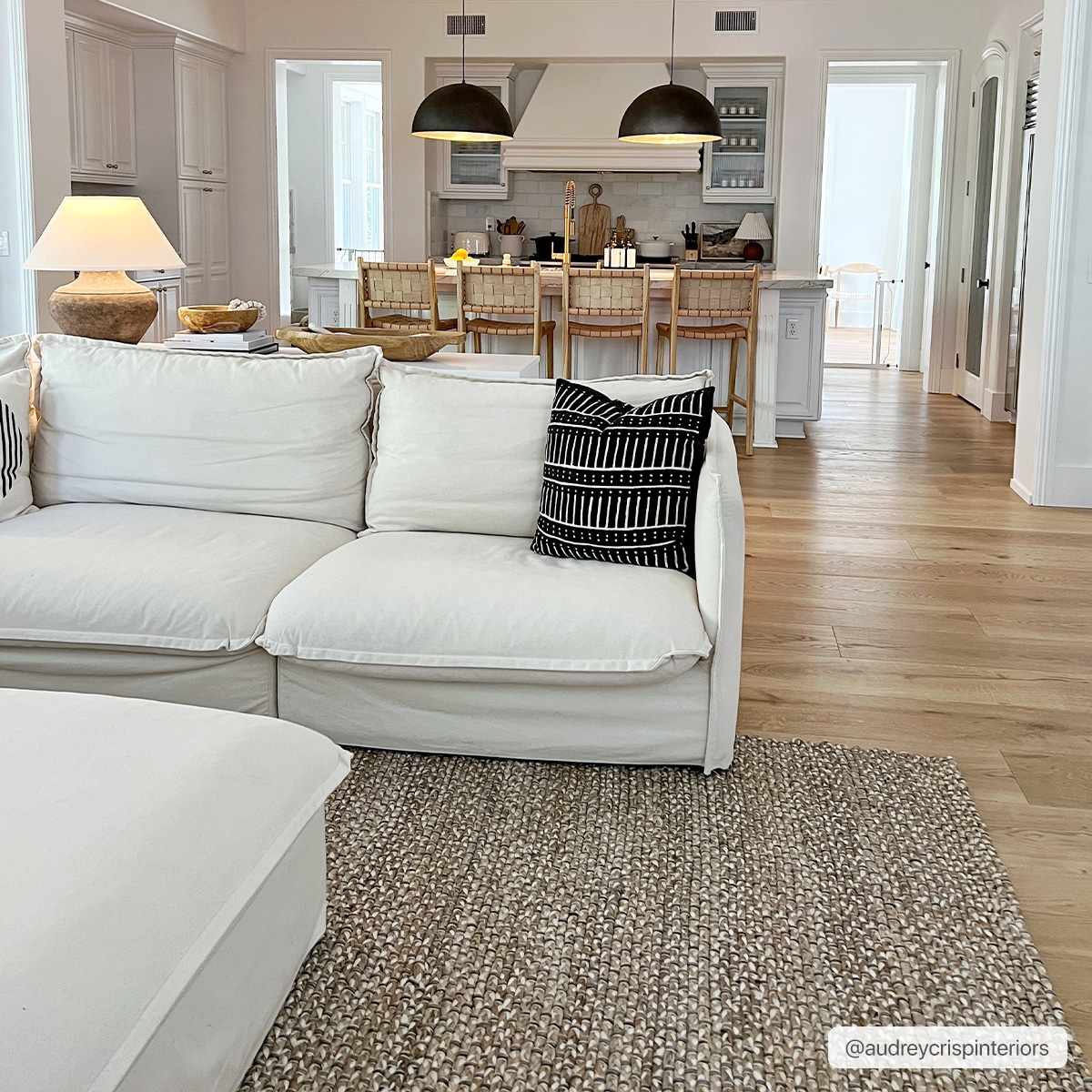 Caspar Hand Woven Natural Jute Rug - Ornate Home