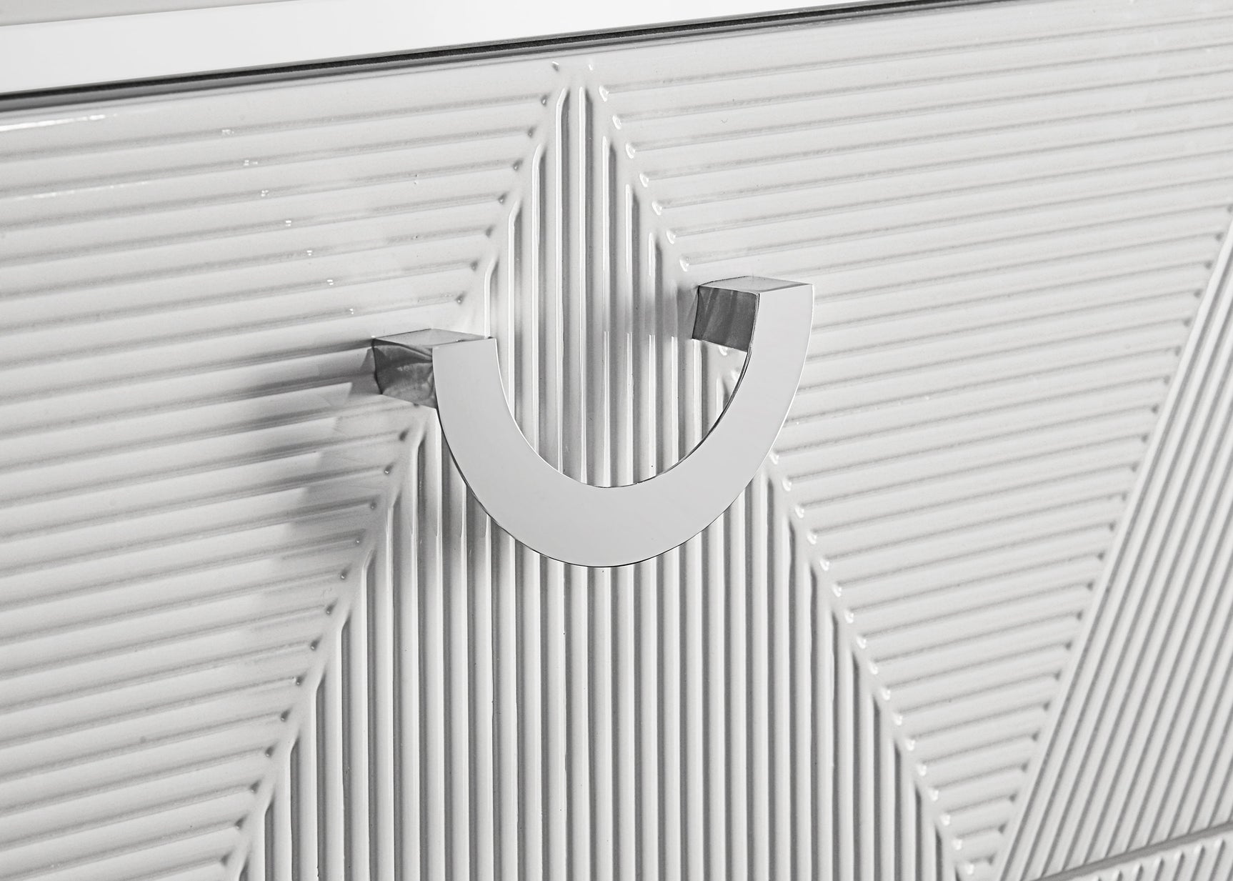 Cassia White High Gloss 4-piece Queen LED Bedroom Set - Ornate Home