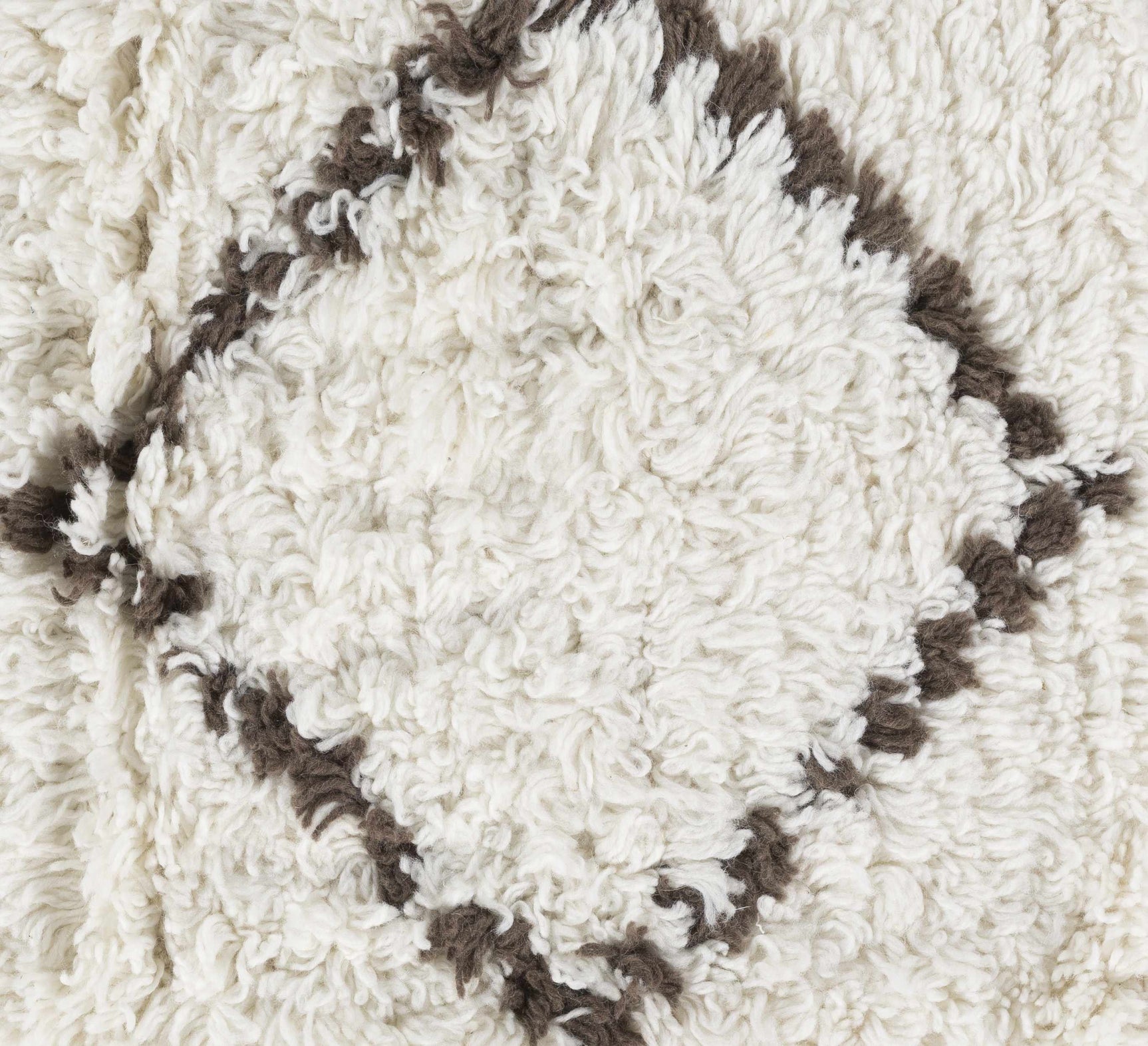 Catoosa White/Black Trellis Wool Rug - Clearance - Ornate Home