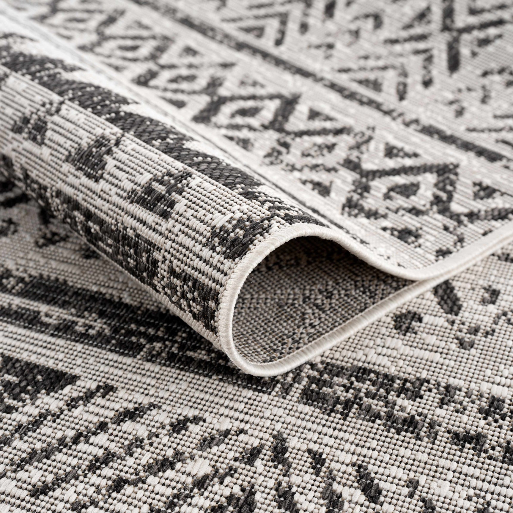 Catrine Indoor & Outdoor Rug - Clearance - Ornate Home
