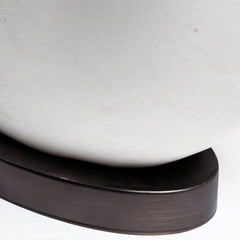 Celtica White Resin Ring-Shaped Base Table Lamp