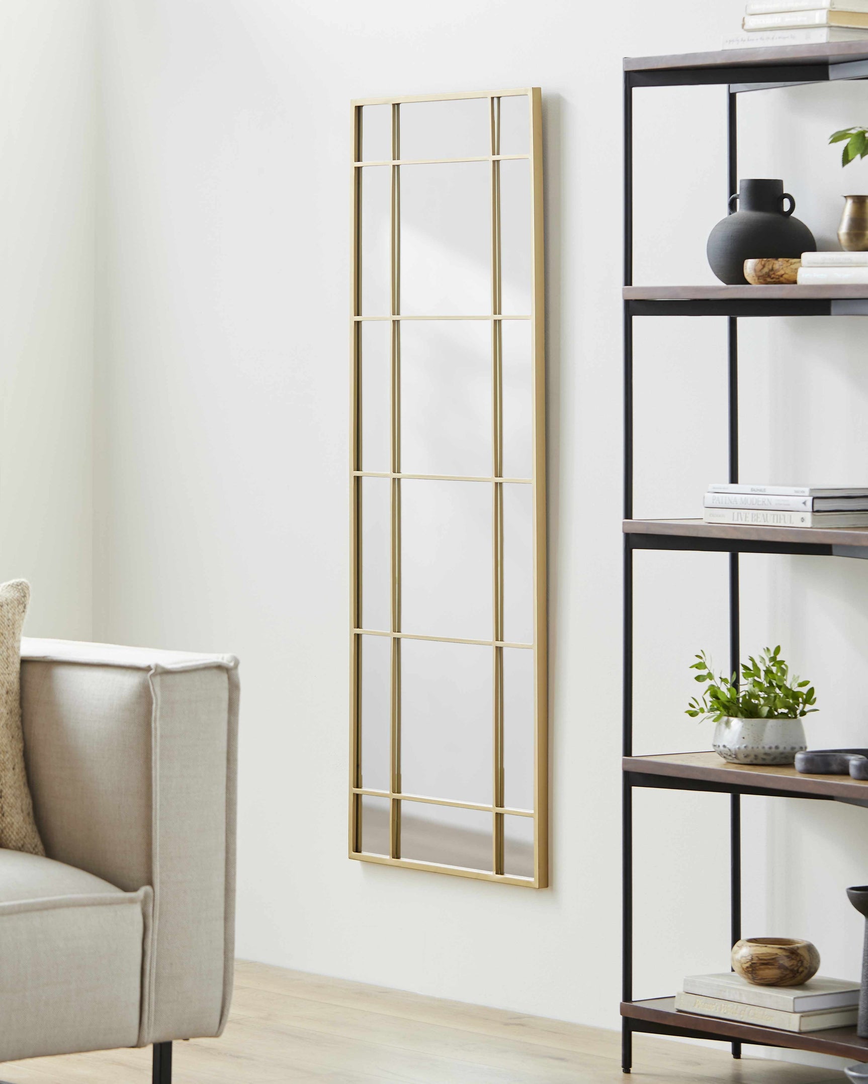 Cersosimo Round Gold Framed Mirror - Ornate Home