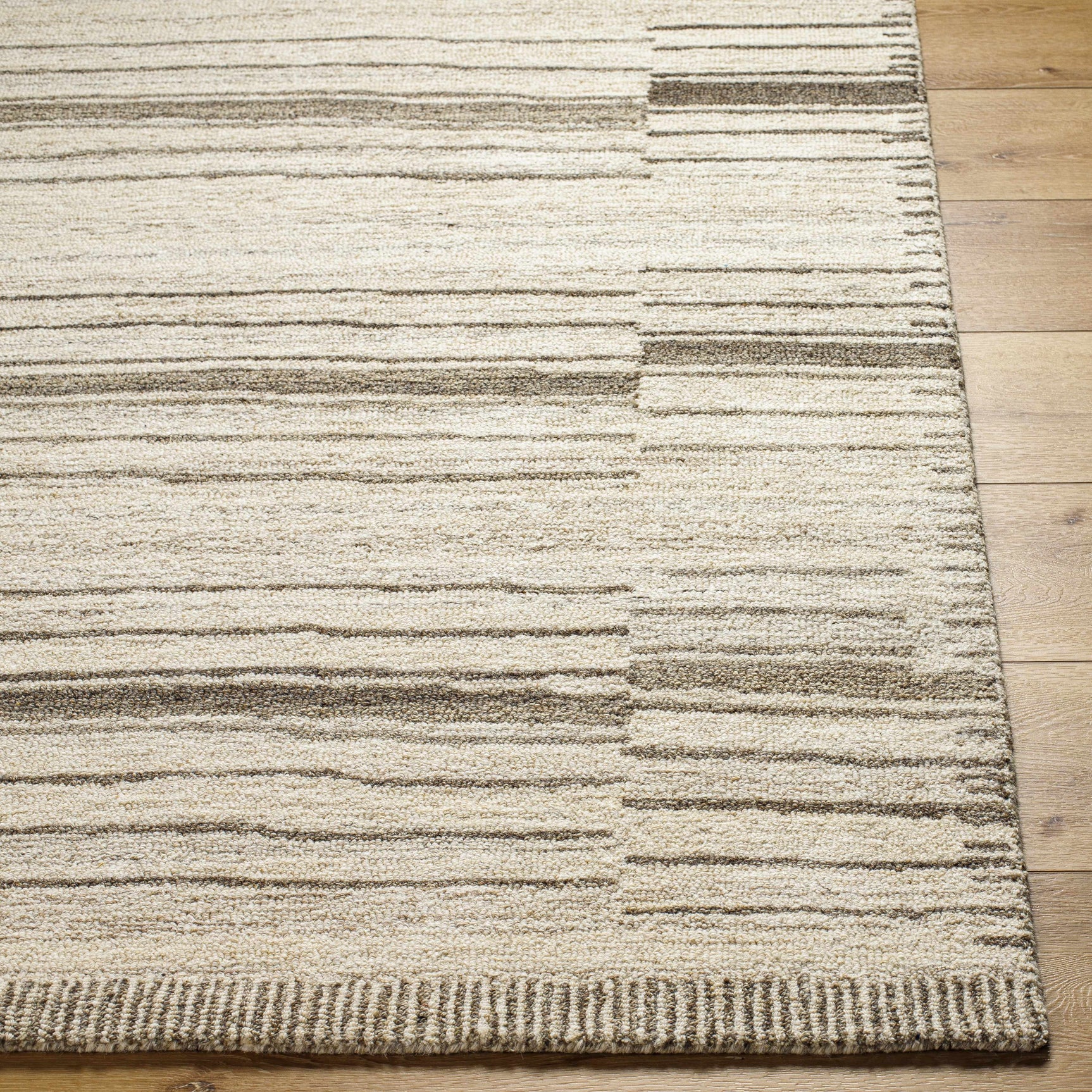 Cesar Modern Wool Rug - Clearance - Ornate Home