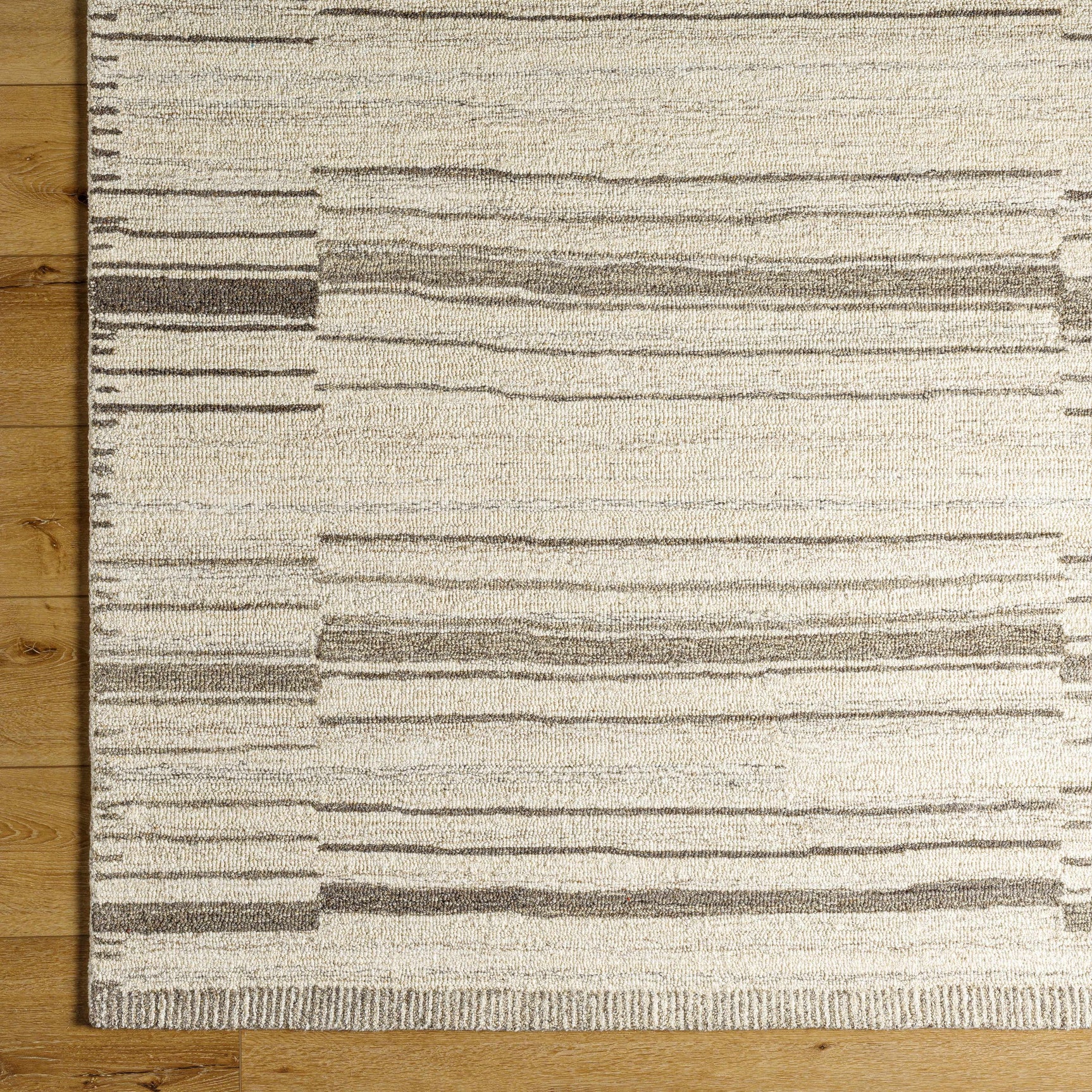 Cesar Modern Wool Rug - Clearance - Ornate Home