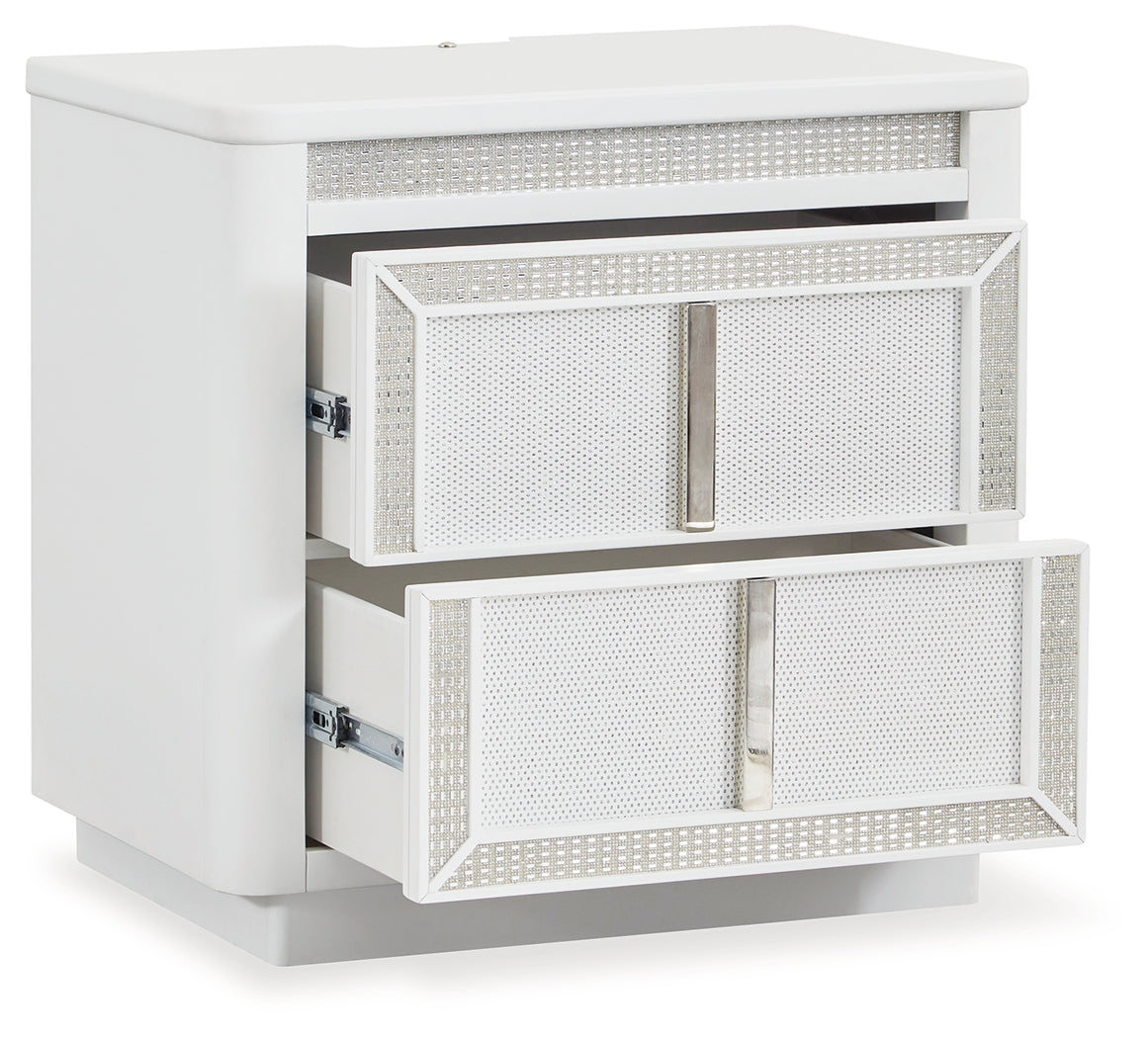 Chalanna White Queen Panel Storage Bedroom Set with Nightstand (Online Special Price) - Ornate Home