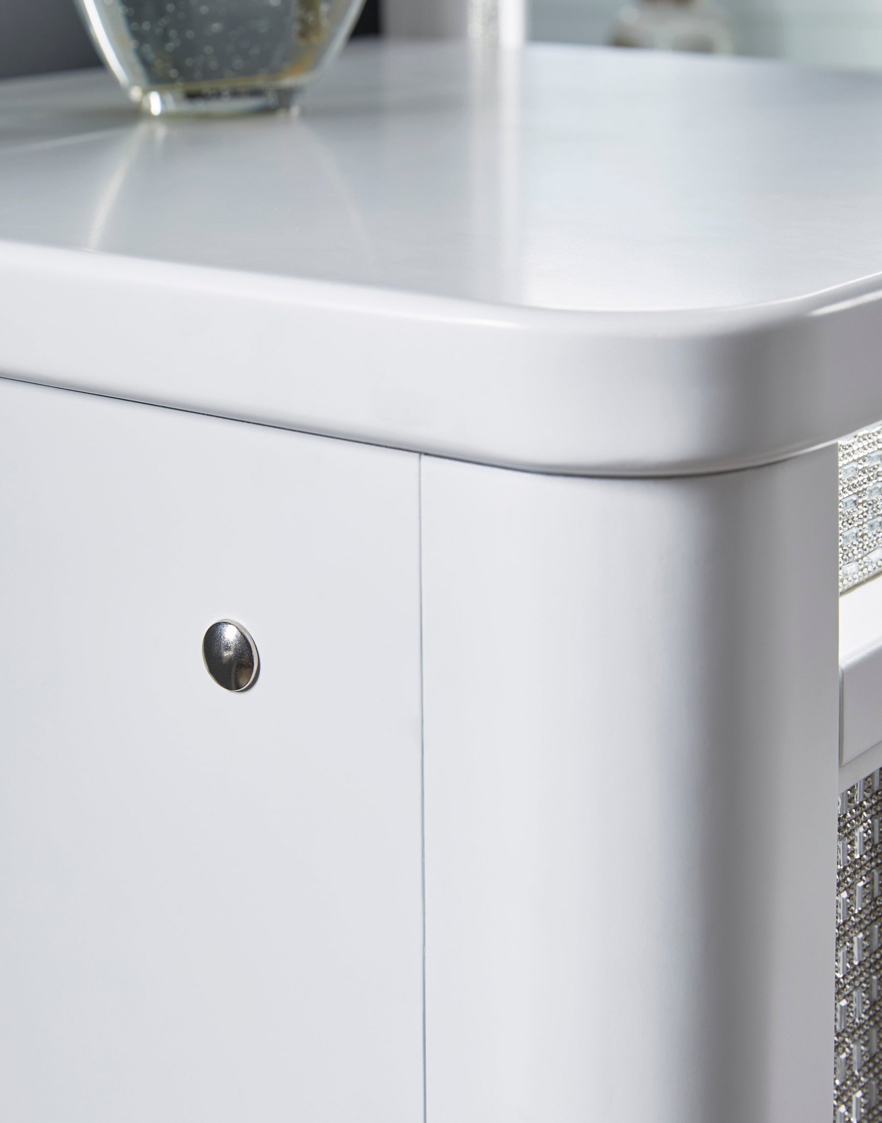 Chalanna White Vanity with Mirror (Online Special Price) - Ornate Home