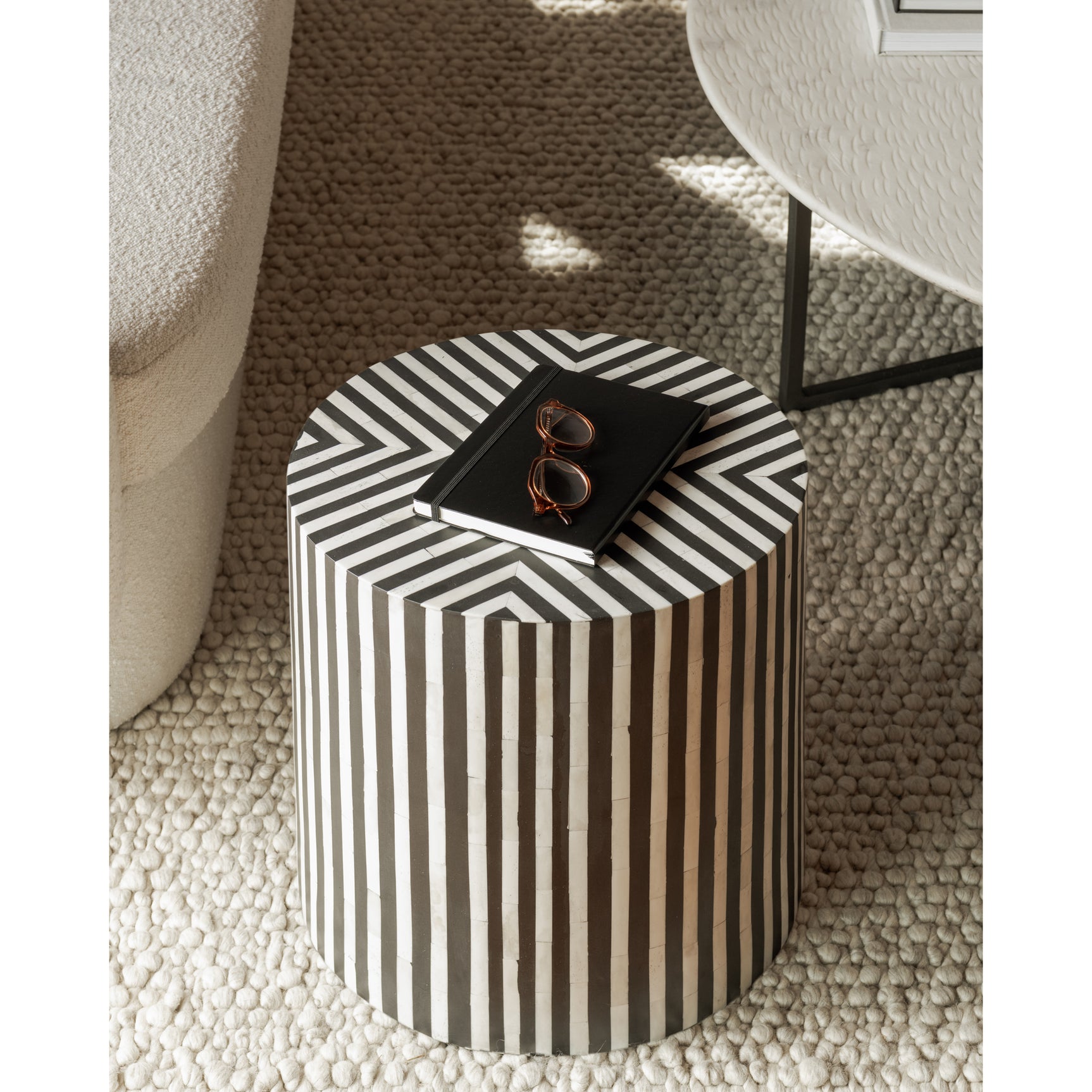 Chameau Black Side Table - Ornate Home