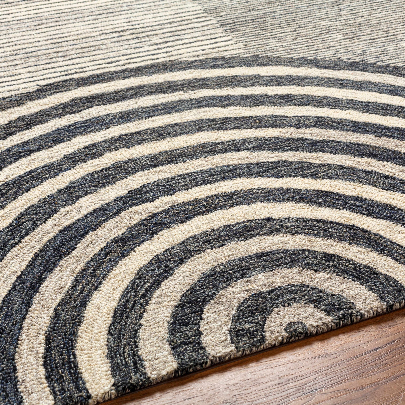 Chantesuta Modern Wool Rug - Ornate Home