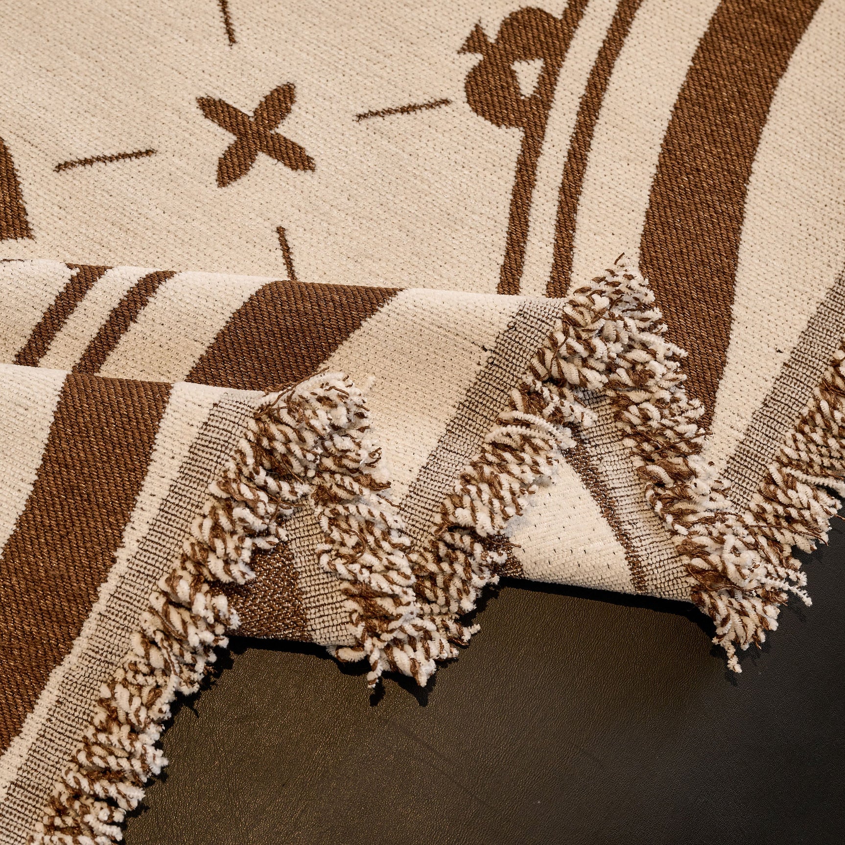 Chenille Jacquard Sofa Throw Cover Blanket, Luxury Thick Woven Couch Cover for Sofa - Ornate Home