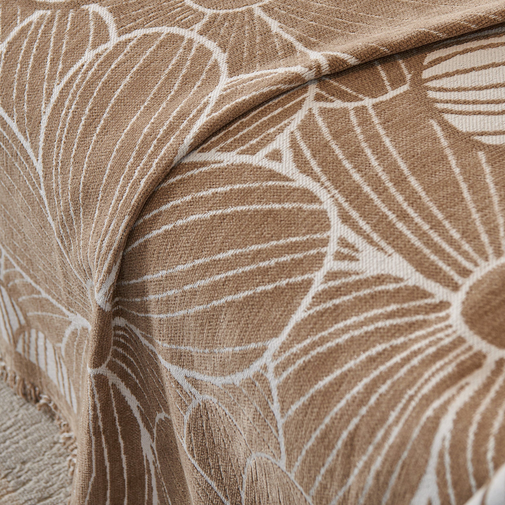 Chenille Jacquard Sofa Throw Cover with Tassels, All-Season Furniture Protector for Home and Office - Ornate Home