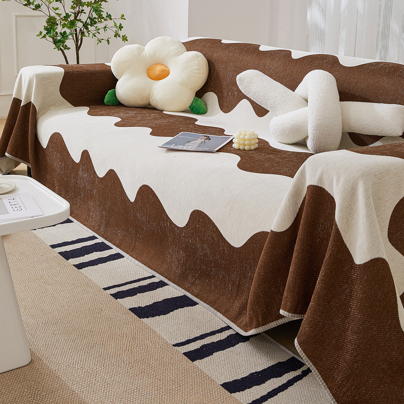 Chenille Minimalist Wavy Sofa Throw Cover, Cozy Blankets for Couch, Machine Washable Couch Protector - Ornate Home