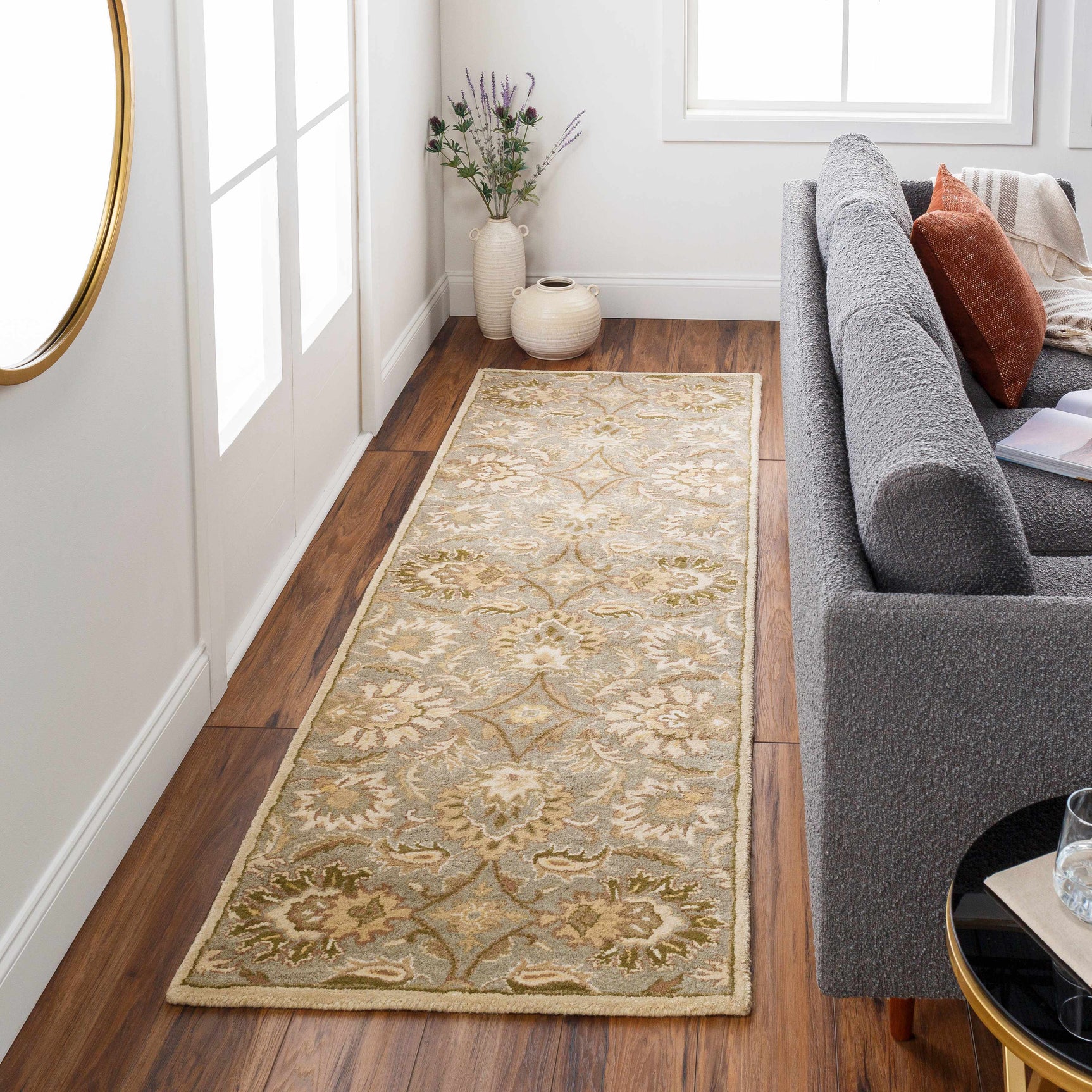 Chesterton Hand Tufted Ivory 1111 Area Rug - Ornate Home