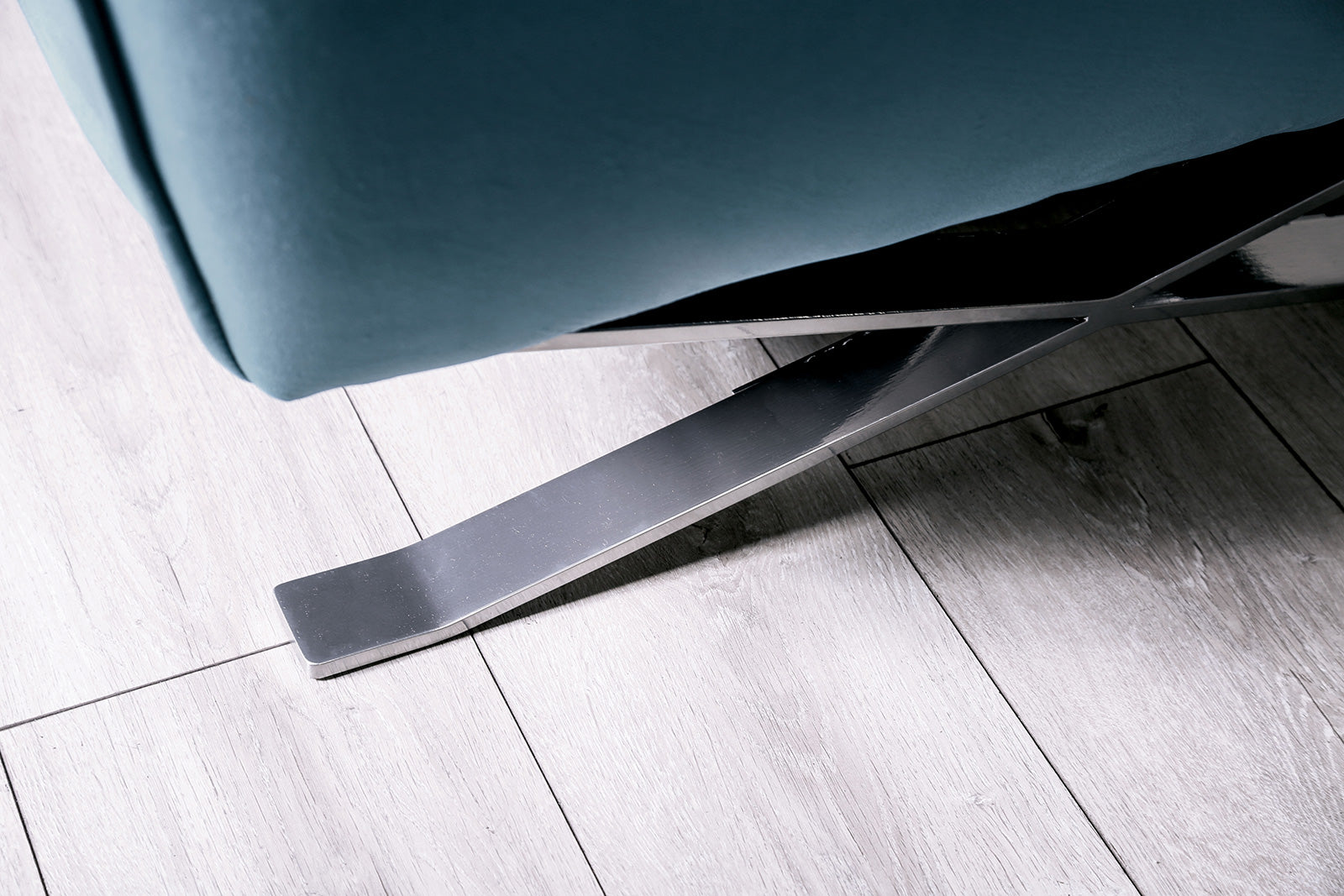 Civellutino Teal Loveseat - Ornate Home