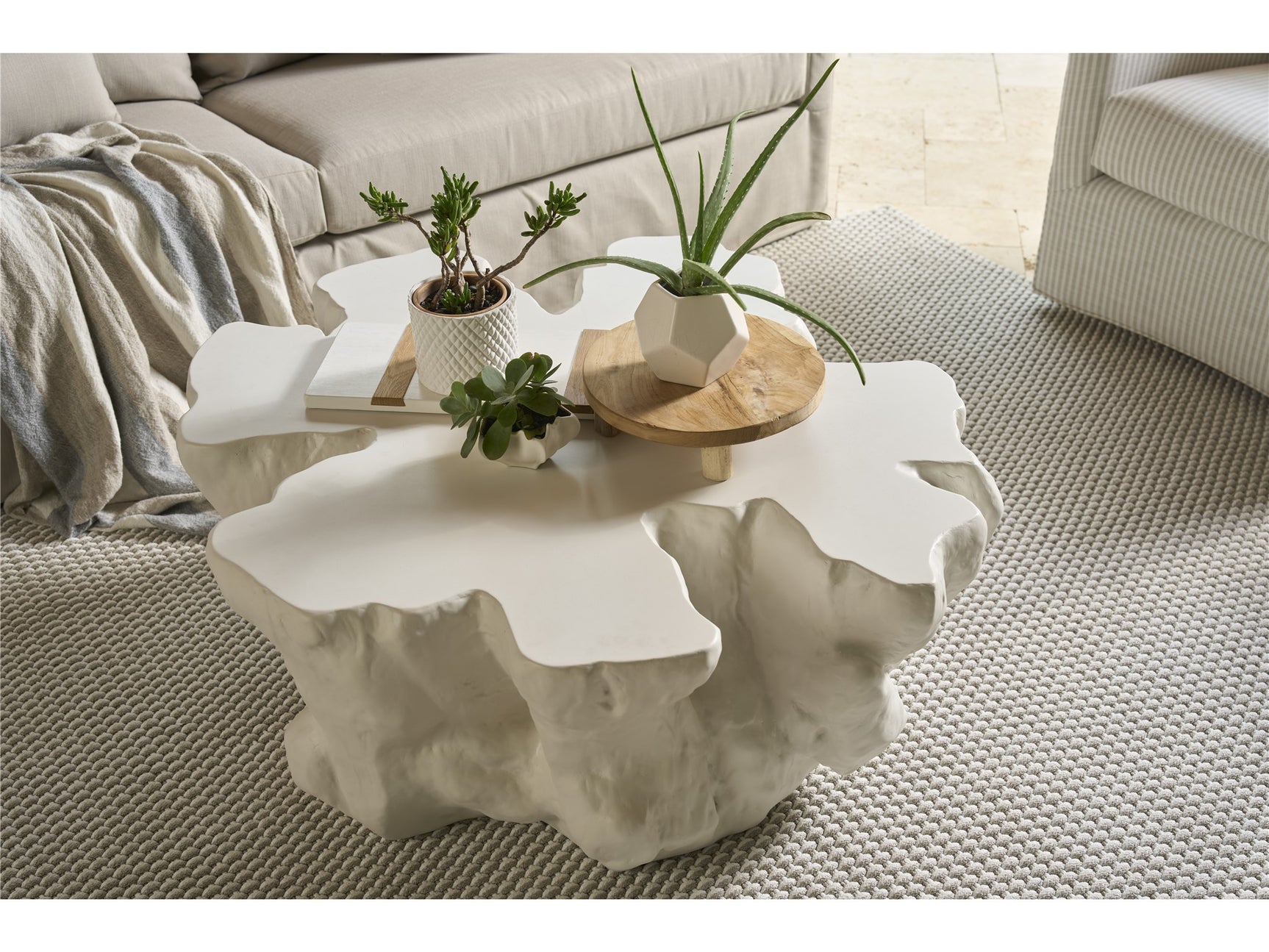 Cliffside White Cocktail Table - Ornate Home