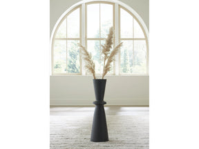 Collisten Black Vase 9" - Ornate Home